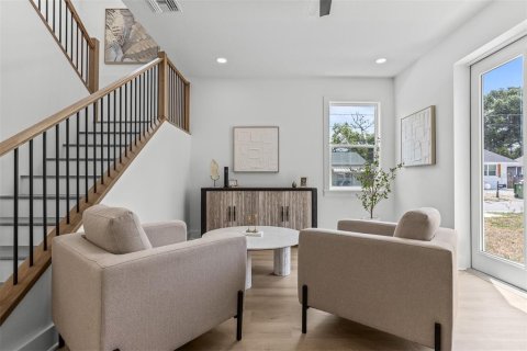 Casa en venta en Tampa, Florida, 3 dormitorios, 172.43 m2 № 1684654 - foto 10