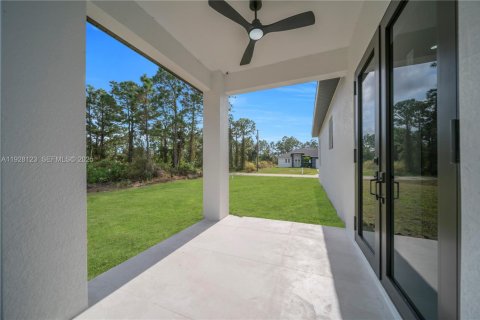 Villa ou maison à vendre à Lehigh Acres, Floride: 4 chambres, 153.29 m2 № 1987412 - photo 16