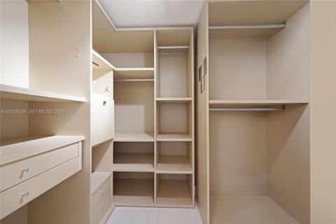 Copropriété à vendre à North Miami Beach, Floride: 3 chambres, 144.65 m2 № 2411964 - photo 15