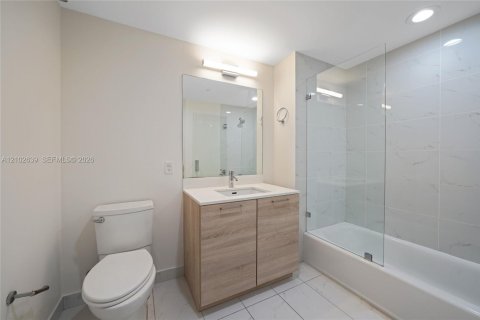 Copropriété à vendre à North Miami Beach, Floride: 3 chambres, 144.65 m2 № 2411964 - photo 20