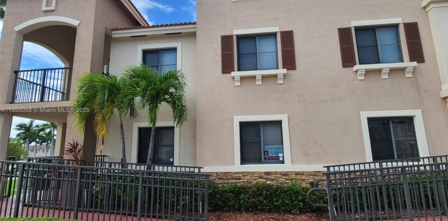 Condo à Cutler Bay, Floride, 3 chambres № 1874214