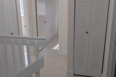 Touwnhouse à louer à Cooper City, Floride: 3 chambres, 138.24 m2 № 2387126 - photo 6