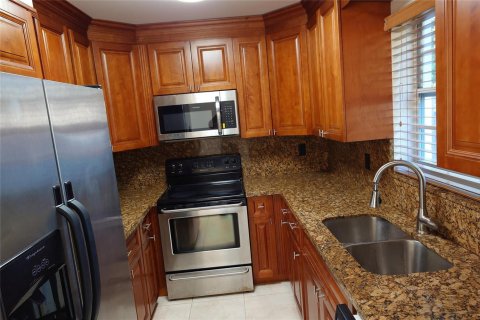 Touwnhouse à louer à Cooper City, Floride: 3 chambres, 138.24 m2 № 2387126 - photo 5