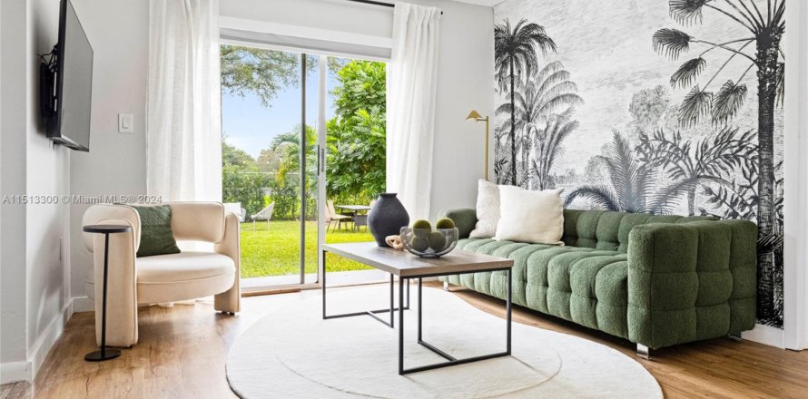 Casa en Cutler Bay, Florida 3 dormitorios, 109.9 m2 № 1938101