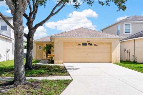 House in Riverview, Florida 3 bedrooms, 120.4 sq.m. № 2287325