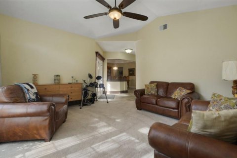 House in Longwood, Florida 4 bedrooms, 235.97 sq.m. № 1746756 - photo 6