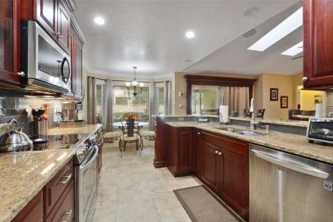 House in Longwood, Florida 4 bedrooms, 235.97 sq.m. № 1746756 - photo 12
