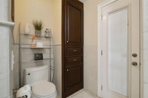 House in Longwood, Florida 4 bedrooms, 235.97 sq.m. № 1746756 - photo 23