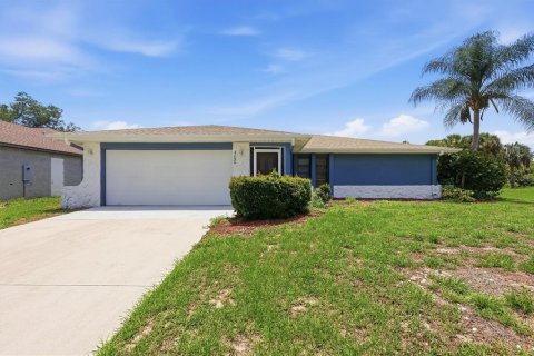 House in North Port, Florida 3 bedrooms, 136.47 sq.m. № 2104714