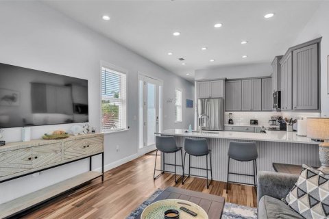Casa en venta en Polk City, Florida, 1 dormitorio, 69.77 m2 № 1754460 - foto 24