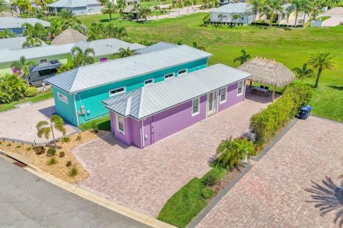 Casa en venta en Polk City, Florida, 1 dormitorio, 69.77 m2 № 1754460 - foto 3