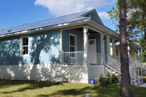 Apartment in Punta Gorda, Florida 2 bedrooms, 83.61 sq.m. № 2283311
