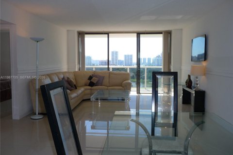 Copropriété à louer à Aventura, Floride: 2 chambres, 101.45 m2 № 2048953 - photo 7