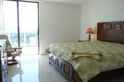 Copropriété à louer à Aventura, Floride: 2 chambres, 101.45 m2 № 2048953 - photo 11