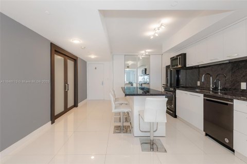Copropriété à vendre à Hallandale Beach, Floride: 3 chambres, 171.03 m2 № 1849102 - photo 27