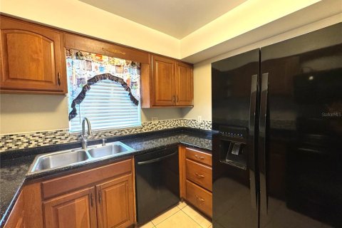 Снять в аренду квартиру в Орландо, Флорида 1 комната, 92.9м2, № 2092183 - фото 9