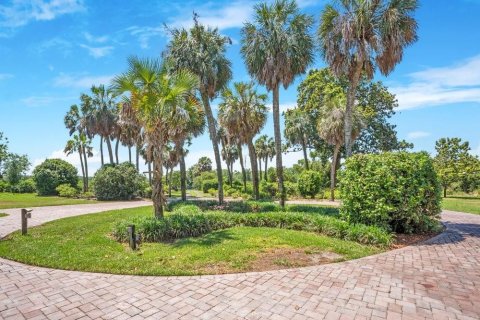 Villa ou maison à vendre à Weirsdale, Floride: 5 chambres, 480.3 m2 № 2107747 - photo 11