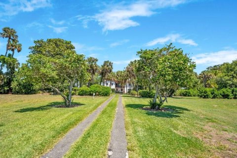 Villa ou maison à vendre à Weirsdale, Floride: 5 chambres, 480.3 m2 № 2107747 - photo 8