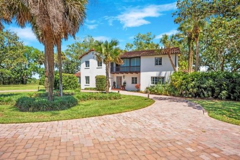 House in Weirsdale, Florida 5 bedrooms, 480.3 sq.m. № 2107747