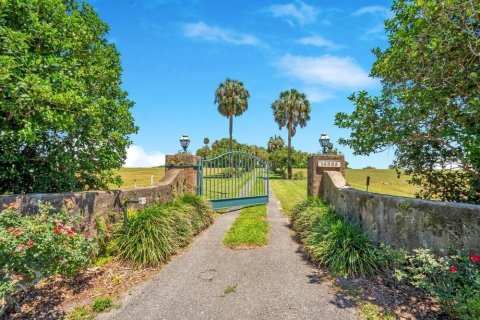 Villa ou maison à vendre à Weirsdale, Floride: 5 chambres, 480.3 m2 № 2107747 - photo 4