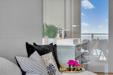 Купить кондоминиум в Майами, Флорида 2 спальни, 106.93м2, № 2003920 - фото 24