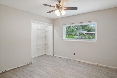 House in Clearwater, Florida 3 bedrooms, 252.04 sq.m. № 1829656 - photo 25