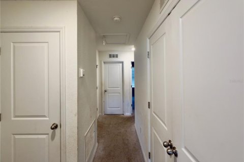 Adosado en venta en Orlando, Florida, 3 dormitorios, 145.86 m2 № 2221768 - foto 9
