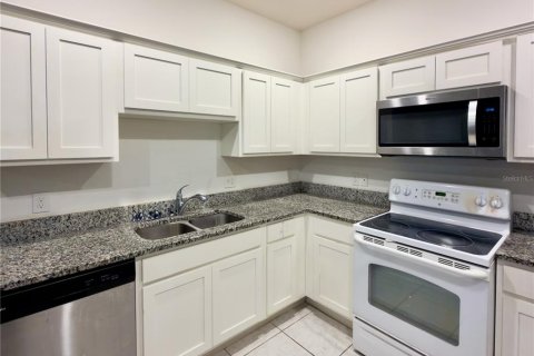 Adosado en venta en Orlando, Florida, 3 dormitorios, 145.86 m2 № 2221768 - foto 5