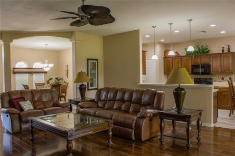 House in Leesburg, Florida 4 bedrooms, 226.59 sq.m. № 1843824 - photo 13