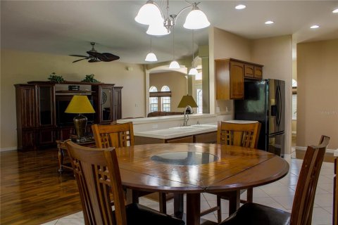 House in Leesburg, Florida 4 bedrooms, 226.59 sq.m. № 1843824 - photo 16