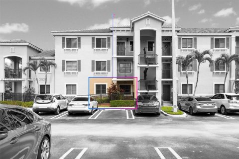 Купить кондоминиум в Катлер-Бей, Флорида 2 спальни, 75.16м2, № 2003147 - фото 6