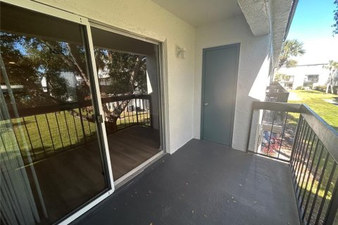 Condominio en venta en Orlando, Florida, 2 dormitorios, 112.78 m2 № 1718389 - foto 8