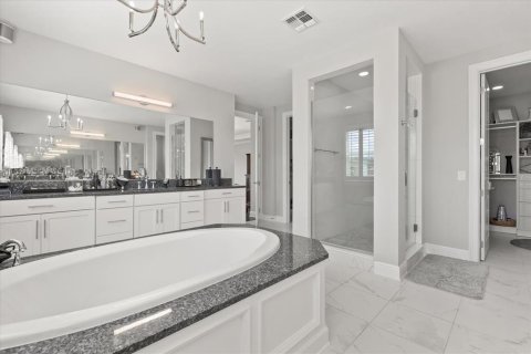 House in Longwood, Florida 5 bedrooms, 369.38 sq.m. № 1795121 - photo 23
