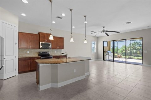 House in Venice, Florida 2 bedrooms, 178.47 sq.m. № 1876075 - photo 6