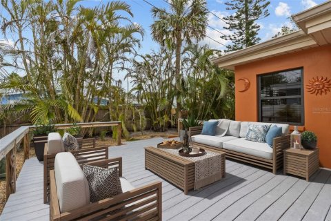 Villa ou maison à vendre à Indian Rocks Beach, Floride: 2 chambres, 98.85 m2 № 1761496 - photo 26