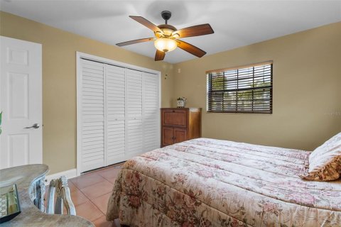 Villa ou maison à vendre à Indian Rocks Beach, Floride: 2 chambres, 98.85 m2 № 1761496 - photo 22