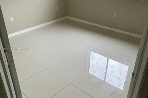 Townhouse in Homestead, Florida 2 bedrooms, 85.38 sq.m. № 1688989 - photo 8