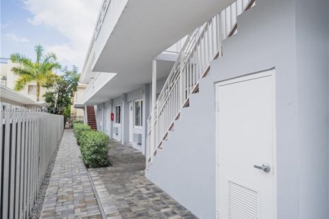 Снять в аренду квартиру в Майами-Бич, Флорида 1 спальня, 58.44м2, № 1973754 - фото 14