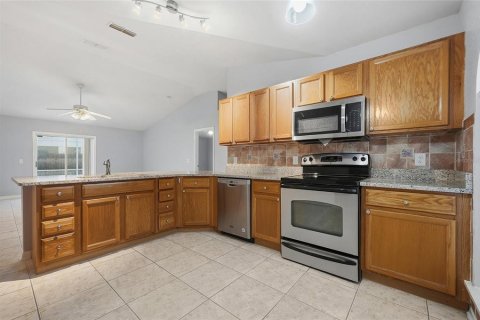 Casa en venta en Kissimmee, Florida, 3 dormitorios, 121.52 m2 № 2385620 - foto 2