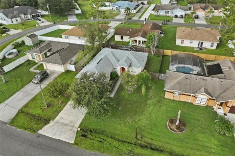 Casa en venta en Kissimmee, Florida, 3 dormitorios, 121.52 m2 № 2385620 - foto 24