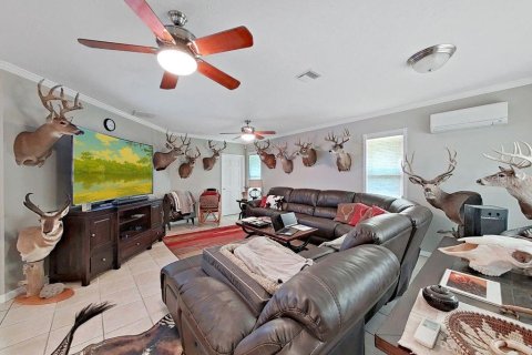 House in Riverview, Florida 6 bedrooms, 353.68 sq.m. № 1832999 - photo 22