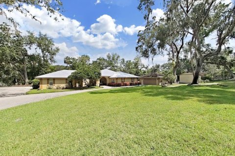 House in Riverview, Florida 6 bedrooms, 353.68 sq.m. № 1832999 - photo 2