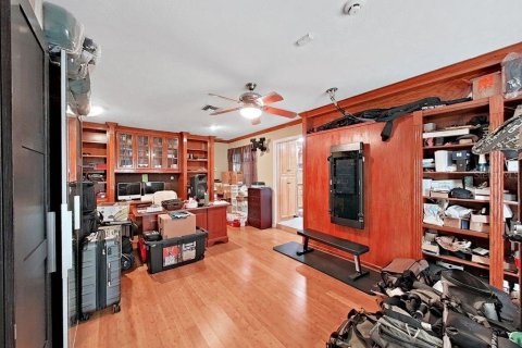 House in Riverview, Florida 6 bedrooms, 353.68 sq.m. № 1832999 - photo 25