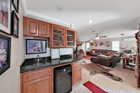 House in Riverview, Florida 6 bedrooms, 353.68 sq.m. № 1832999 - photo 20