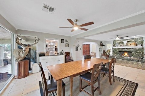 House in Riverview, Florida 6 bedrooms, 353.68 sq.m. № 1832999 - photo 11