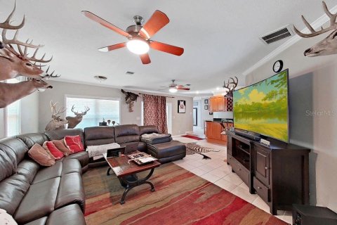 House in Riverview, Florida 6 bedrooms, 353.68 sq.m. № 1832999 - photo 21