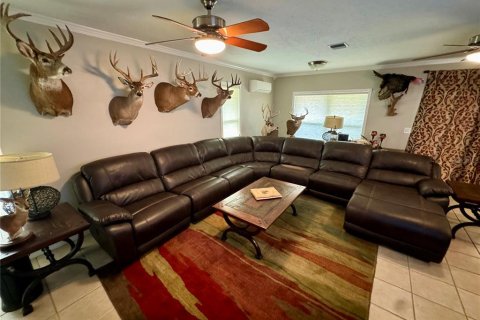 House in Riverview, Florida 6 bedrooms, 353.68 sq.m. № 1832999 - photo 24