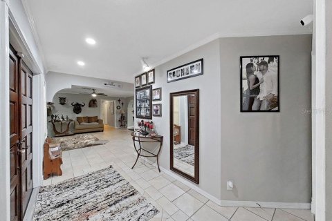 House in Riverview, Florida 6 bedrooms, 353.68 sq.m. № 1832999 - photo 8