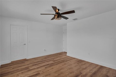 House in Kissimmee, Florida 5 bedrooms, 262.91 sq.m. № 1688414 - photo 19