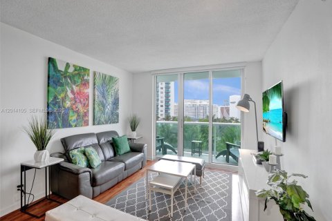 Condominio en venta en Hollywood, Florida, 2 dormitorios, 109.25 m2 № 2076193 - foto 29